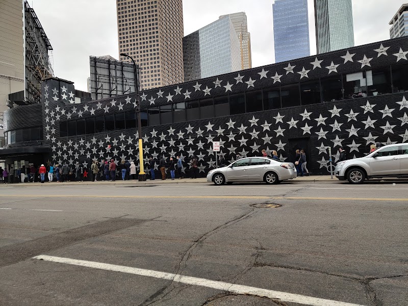 First Avenue photo 7