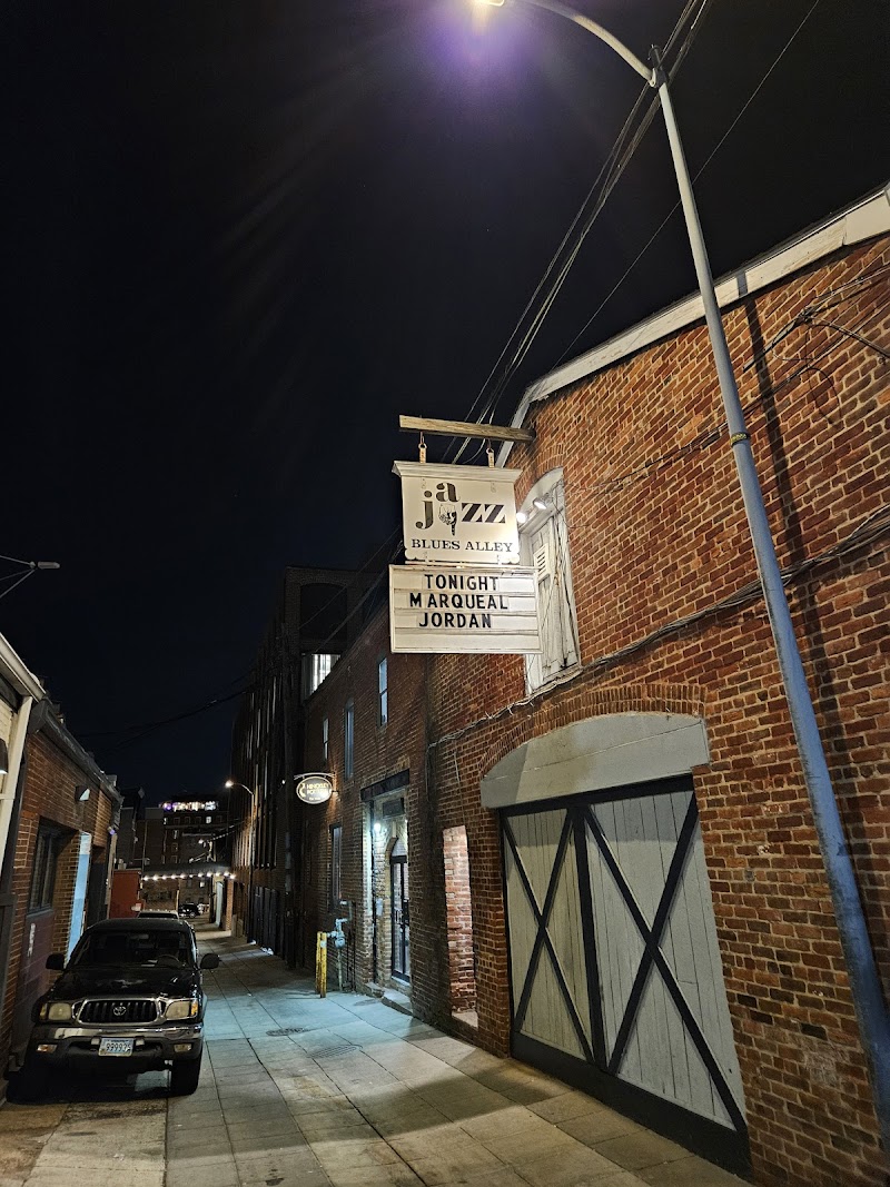 Blues Alley photo 2