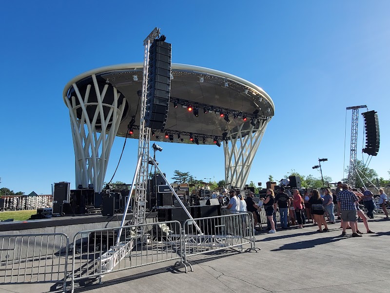 Lauridsen Amphitheater at Water Works Park photo 13