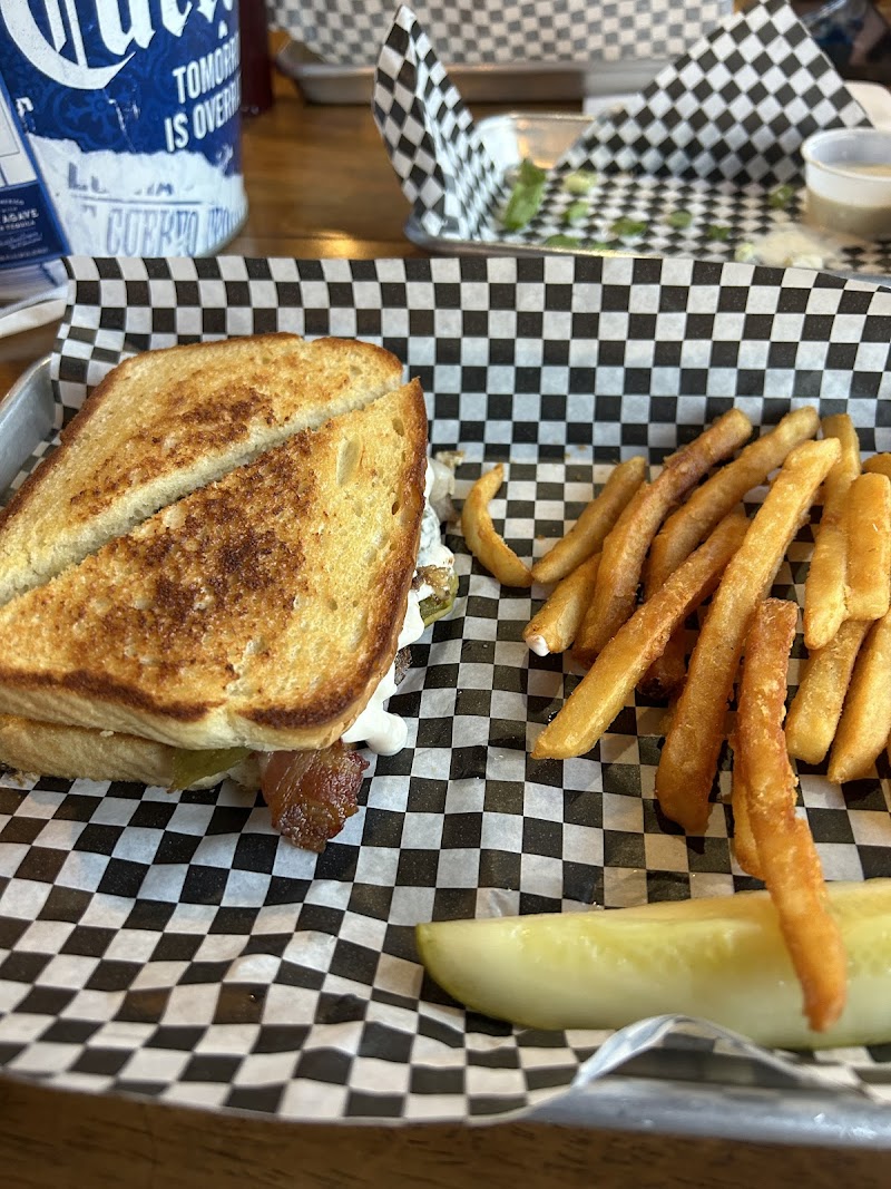 Bandits Restaurant photo 4