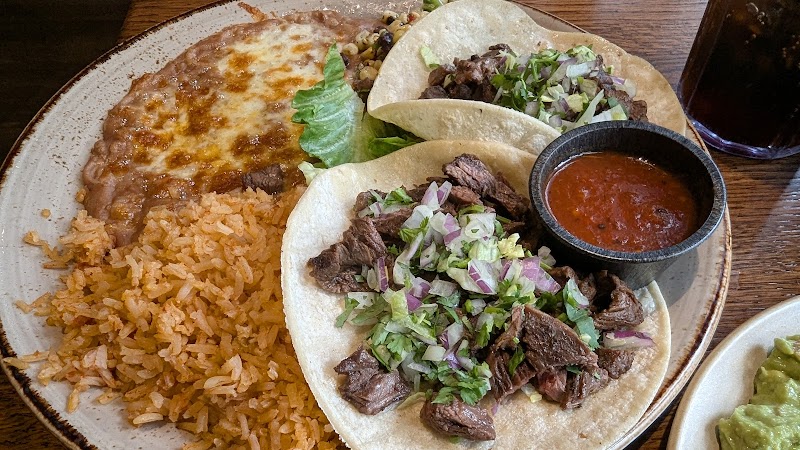La Rosa | Tequileria & Grille photo 3