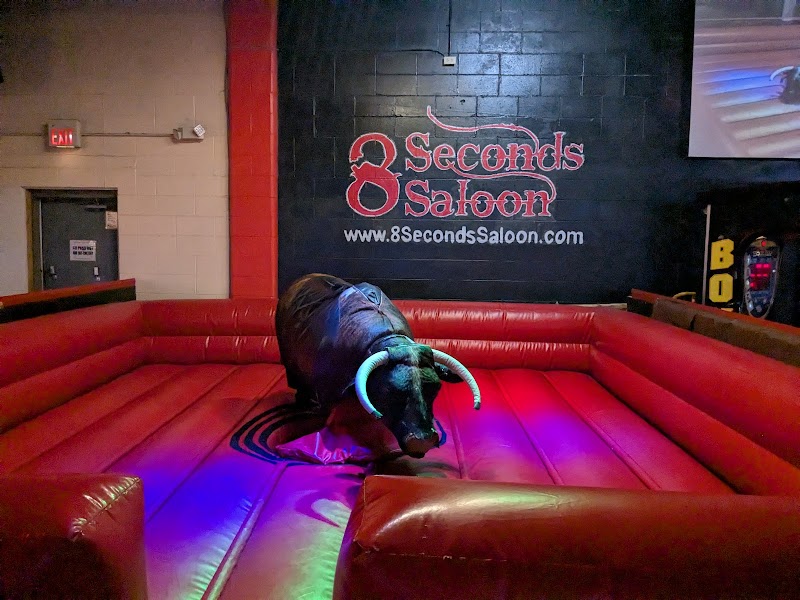 8 Seconds Saloon photo 2