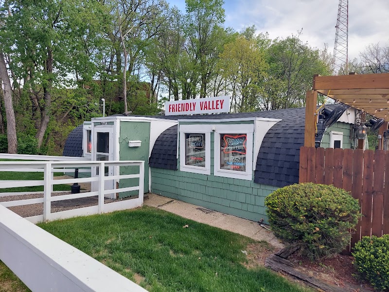 Friendly Valley Tavern photo 4