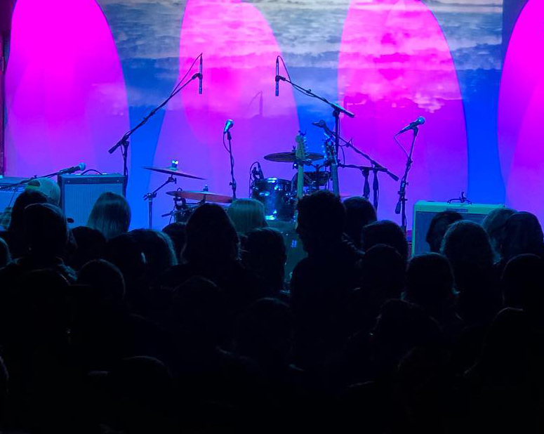 XBk Live photo 5
