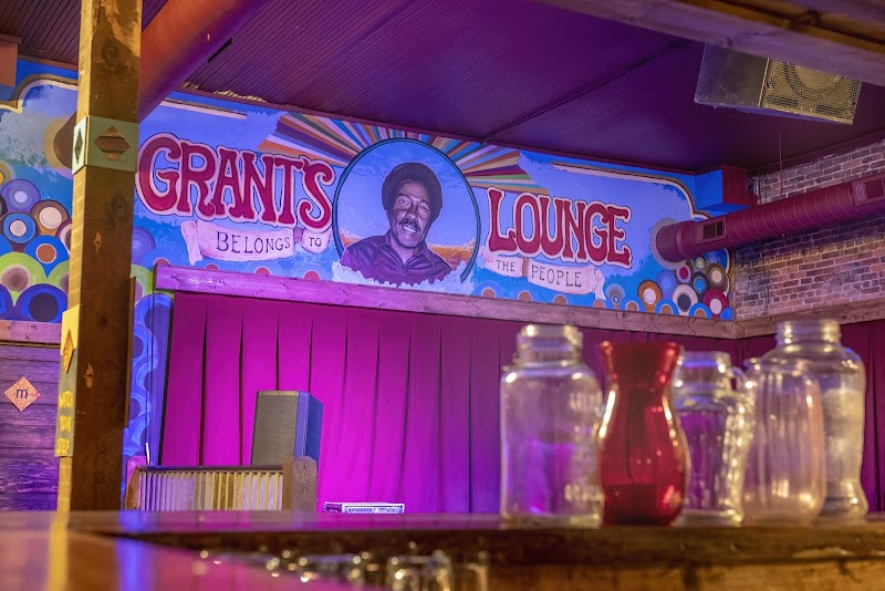 Grant's Lounge photo 10