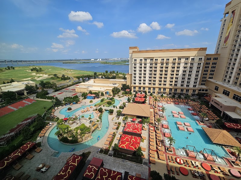 Golden Nugget photo 1