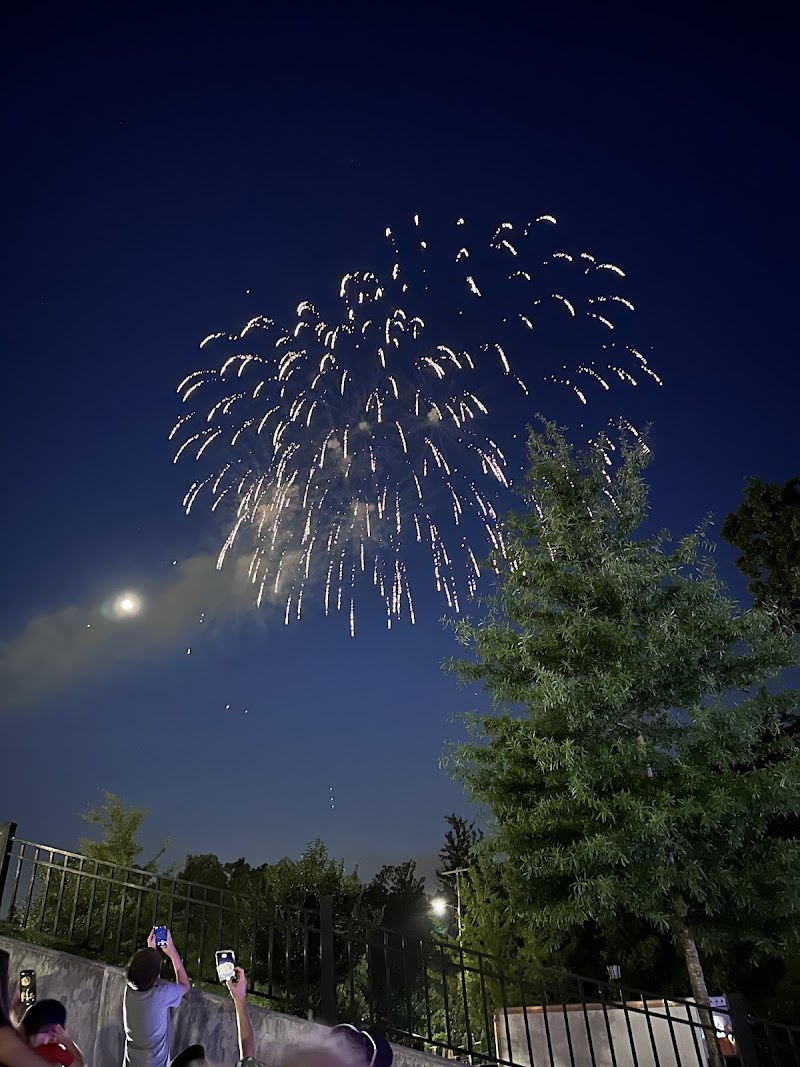 Icehouse Amphitheater photo 6