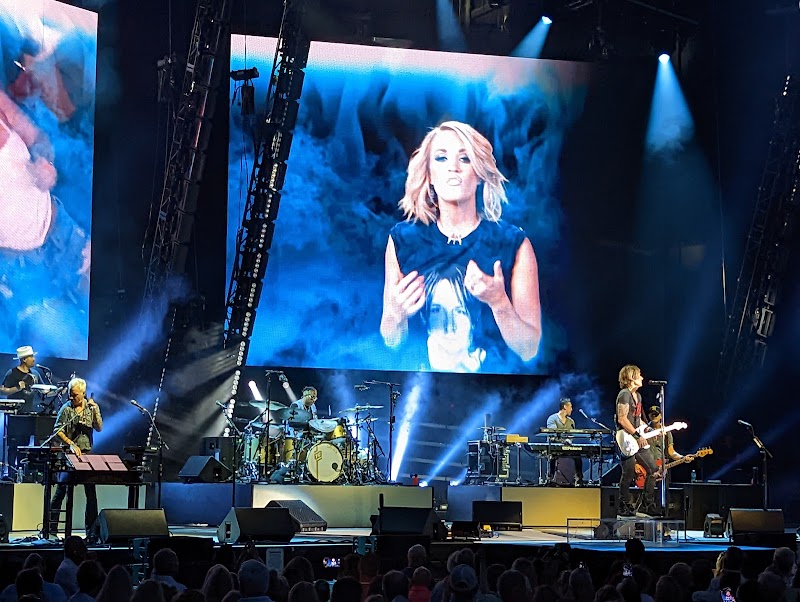 Veterans United Home Loans Amphitheater at Virginia Beach photo 10