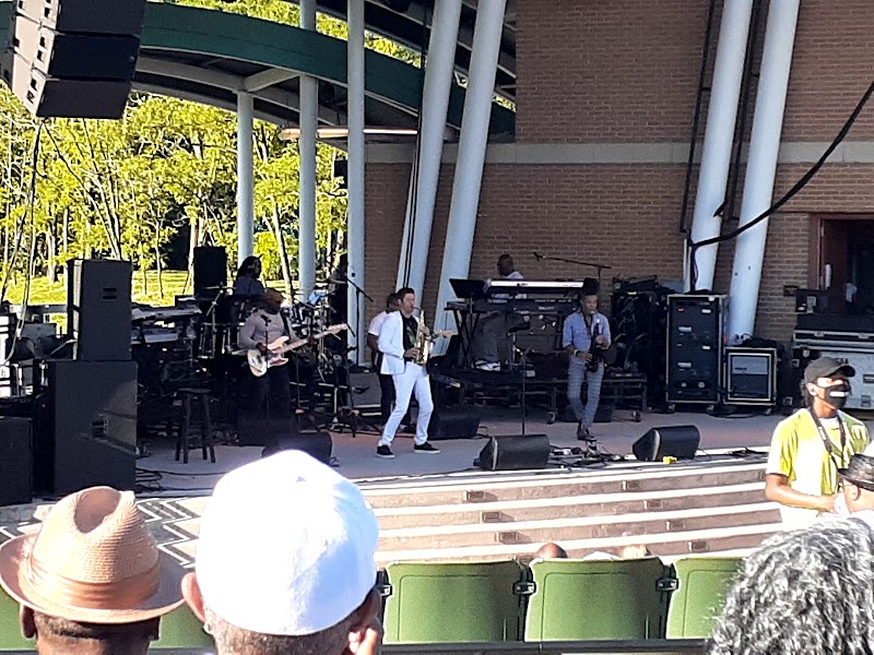 Country Club Hills Amphitheater photo 4