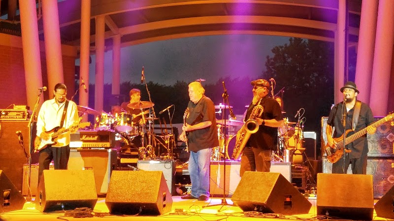 Country Club Hills Amphitheater photo 8