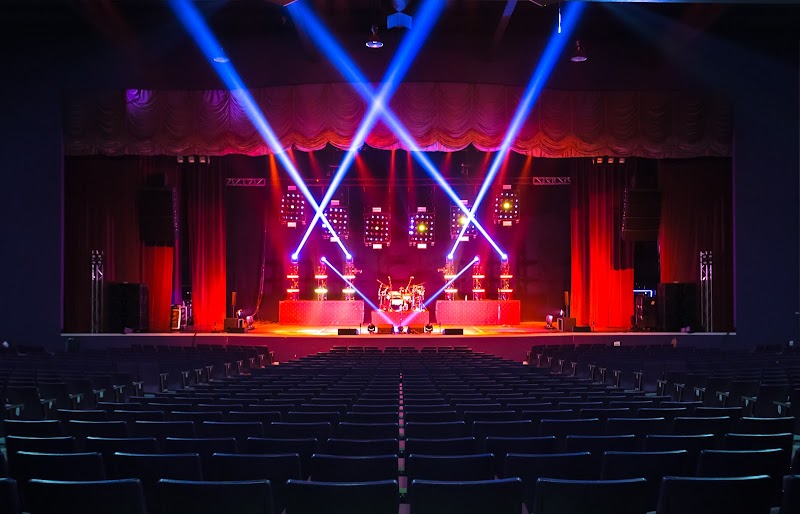 Crystal Grand Music Theatre photo 3