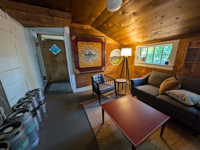 Trout Lake Hall photo 6