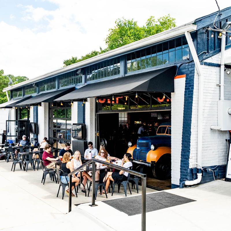 Bowstring Pizza and Brewyard photo 1