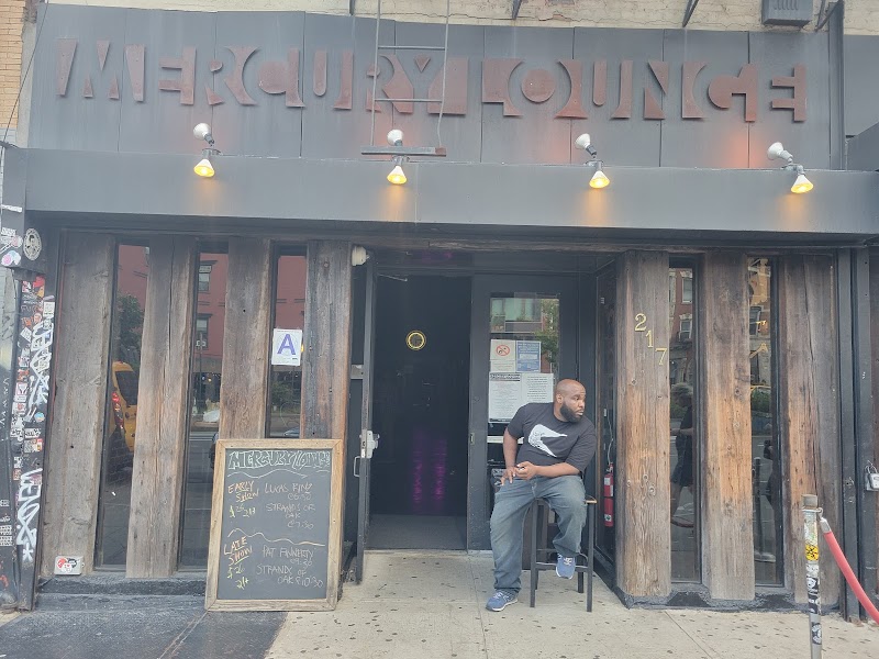 Mercury Lounge photo 2