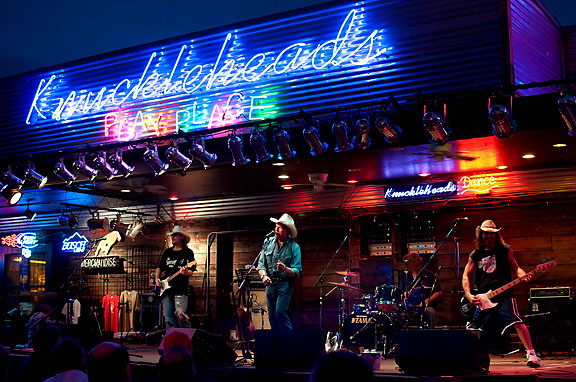 Knuckleheads photo 5