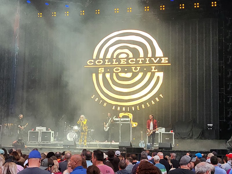 Maine Savings Amphitheater photo 10