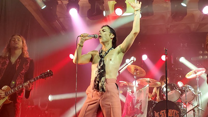 Empire Live photo 9