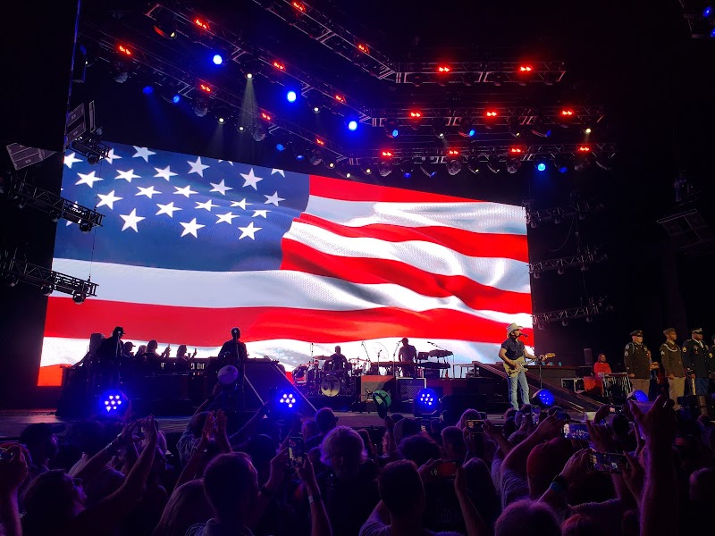 Hollywood Casino Amphitheater photo 16