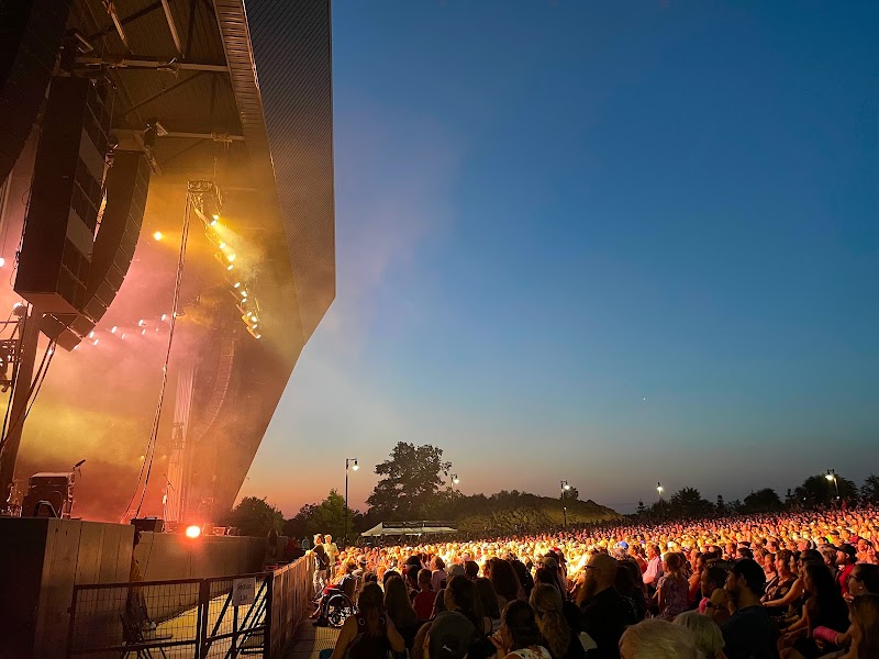 The Ledge Amphitheater photo 11