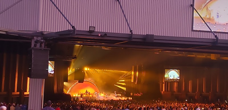 Cascades Amphitheater photo 12
