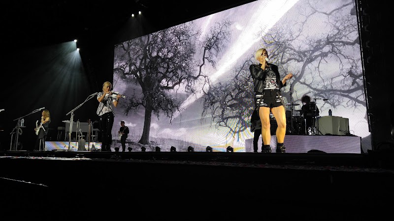 Cascades Amphitheater photo 14