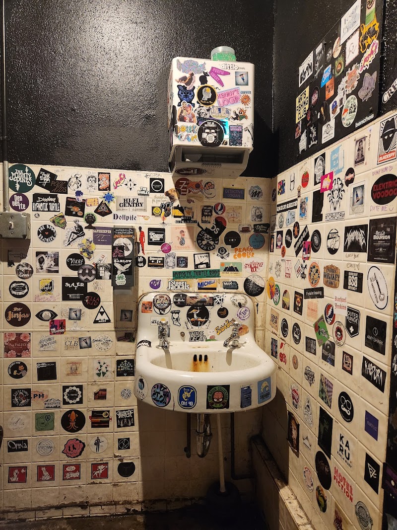 Globe Hall photo 10