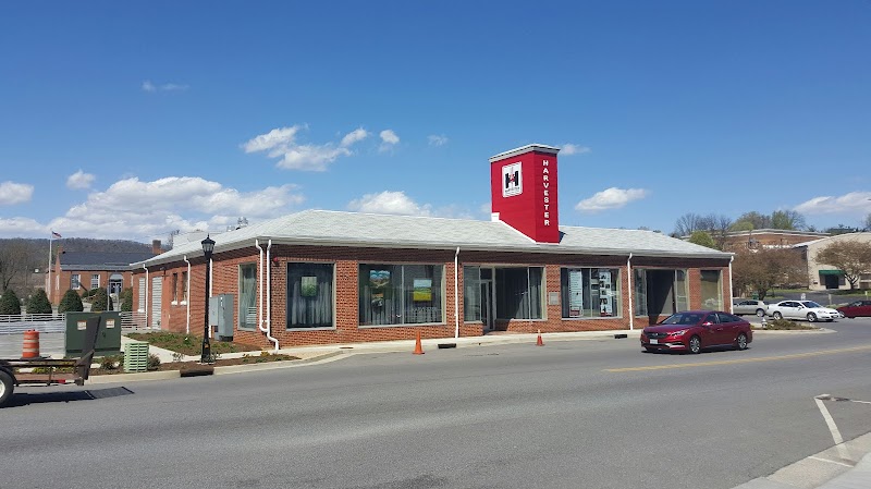 Harvester Performance Center photo 9