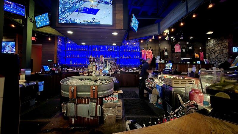 Ponderosa Lounge & Grill photo 10
