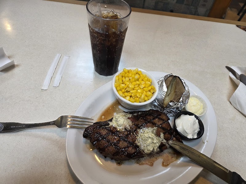 Ponderosa Lounge & Grill photo 7