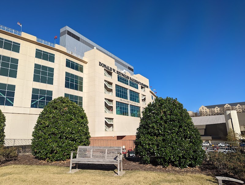 Donald W. Reynolds Razorback Stadium photo 4