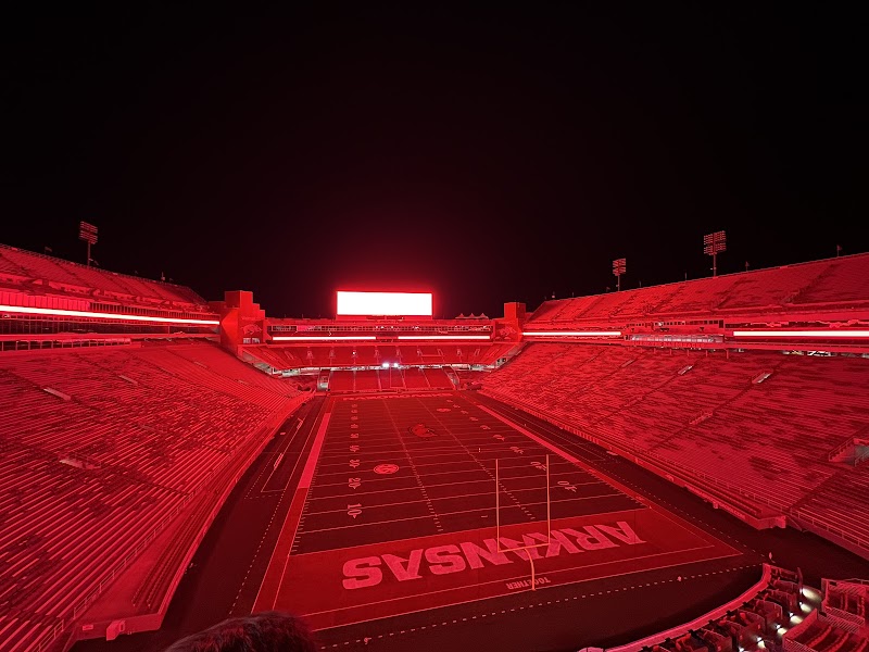 Donald W. Reynolds Razorback Stadium photo 8