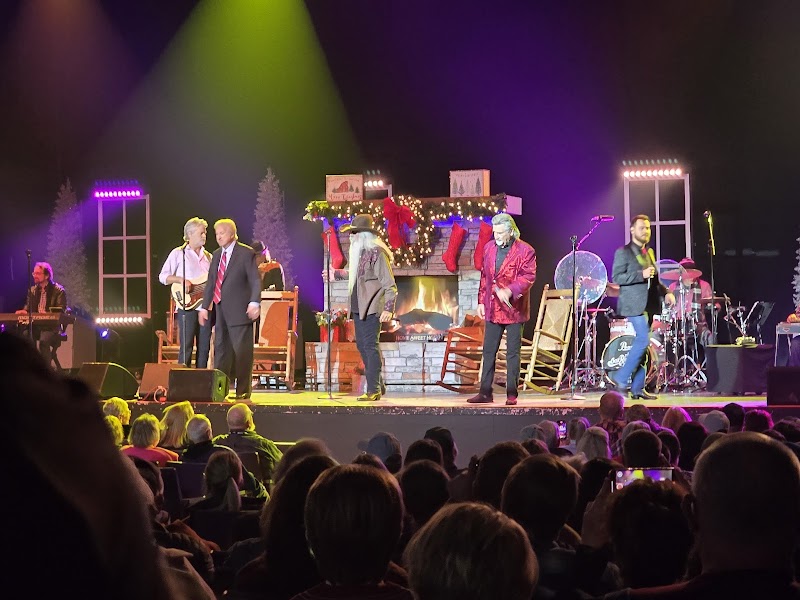 Crystal Grand Music Theatre photo 15