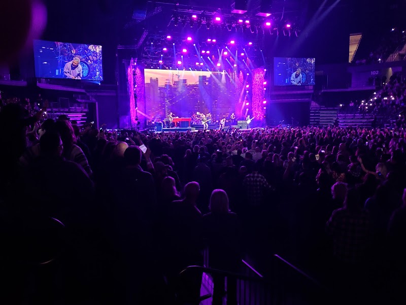 Summit Arena photo 4
